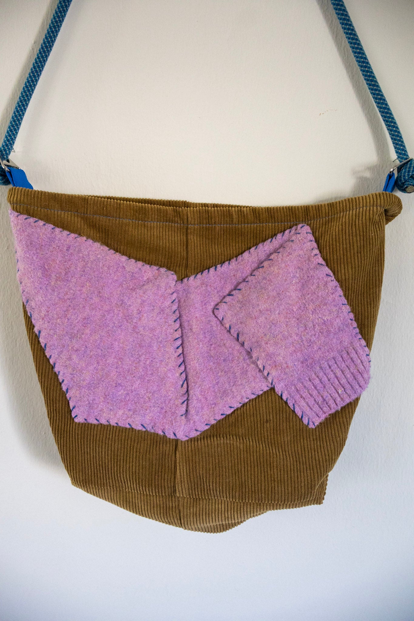 Bungee Messenger Bag