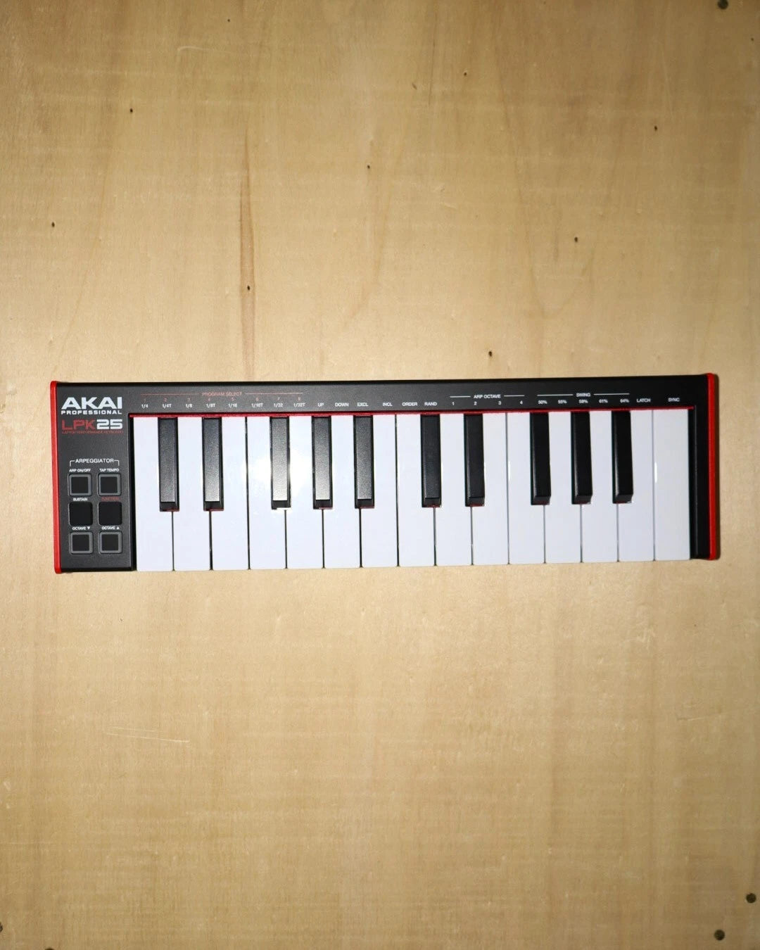 AKAI Professional LPK25